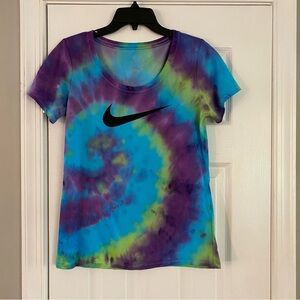 Nike Short Sleeve Scoop Neck Custom Tie Dye Athletic Cut Shirt Small Blue Purple